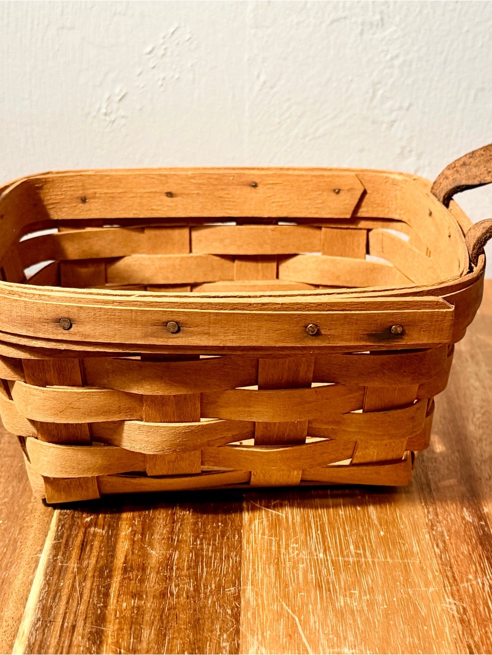 Vintage Longaberger Small Market Basket | Handwoven Wood, Leather Handles - Picture 3 of 12